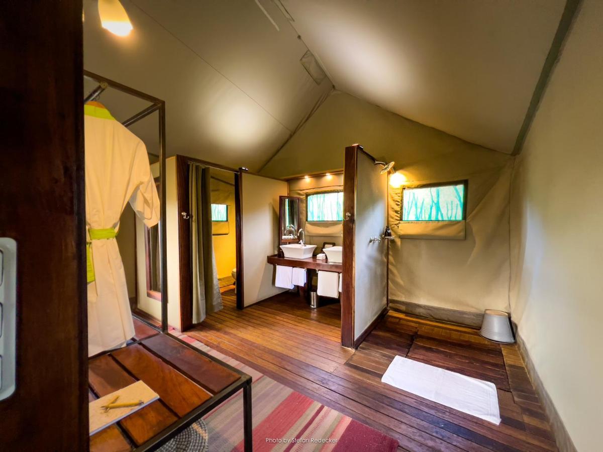 Ongava Tented Camp Okaukuejo Eksteriør bilde