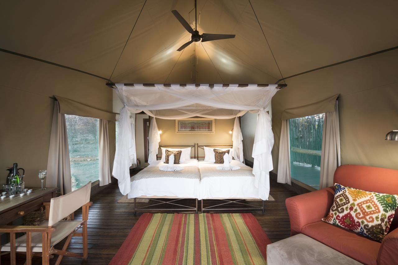 Ongava Tented Camp Okaukuejo Eksteriør bilde